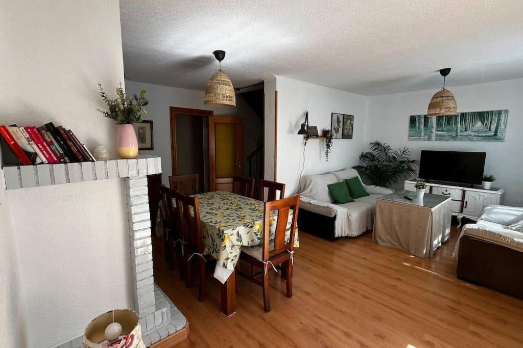 Casa De 5 Habitaciones Hasta 9 Plazas, La Casilla En Durcal, Granada Zewnętrze zdjęcie